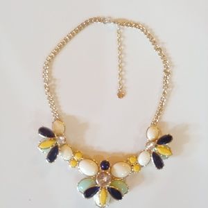 Statement necklace